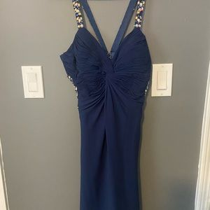 Short Navy Size 4 Faviana Formal Dress